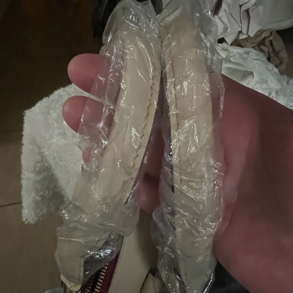 COPY - Dooney & Bourke Florentine Cameron - Picture 9 of 13